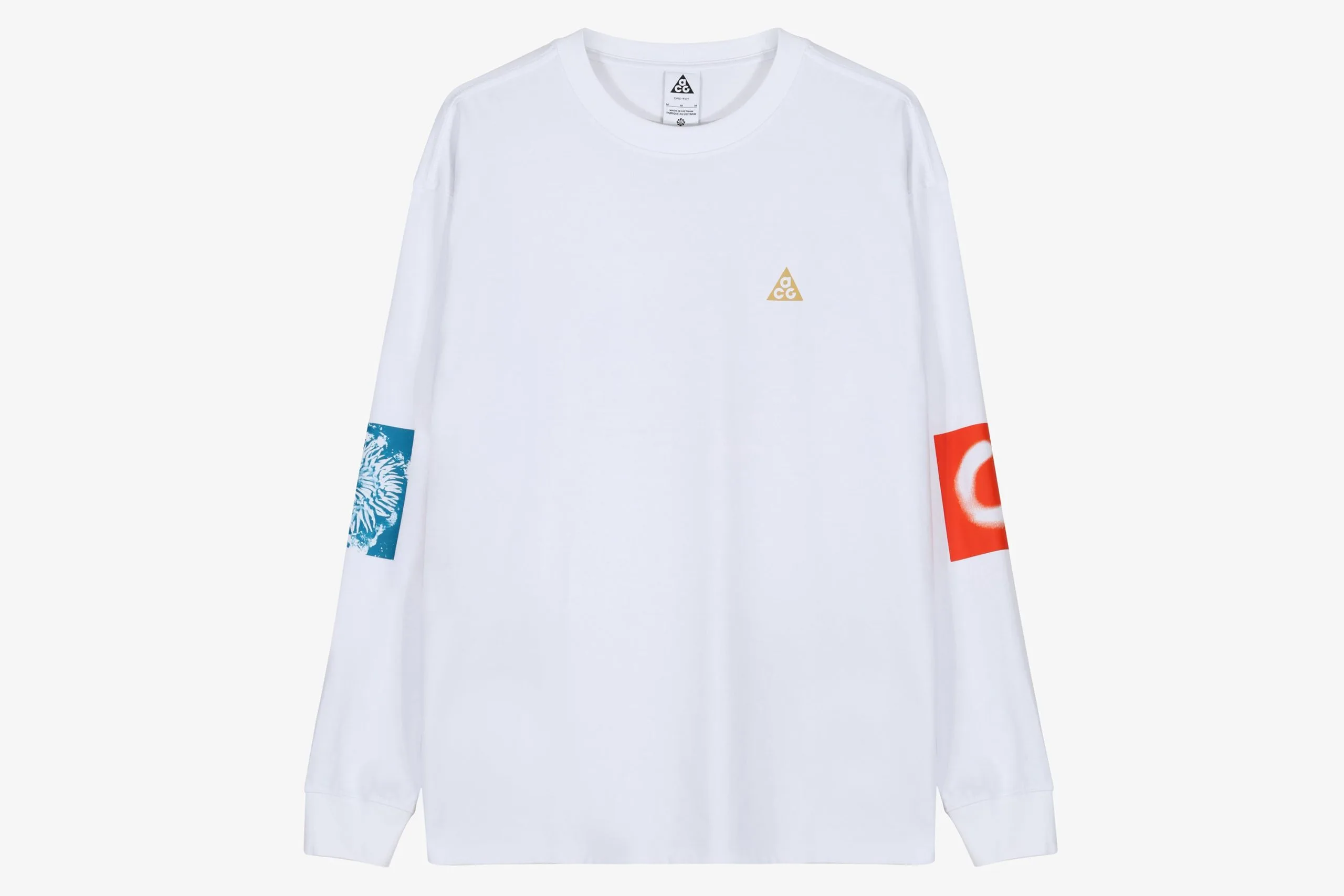 Nike ACG Cosmic Coast LS Tee 1 Nike ACG Cosmic Coast LS Tee
